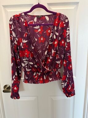 Guess Plum Floral Surplice Blouse with Red Accents